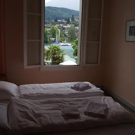 Schlosspintli 호텔