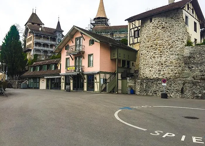 Schlosspintli Hotell