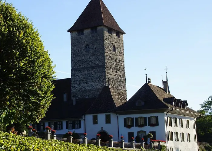 Schlosspintli Hotell *