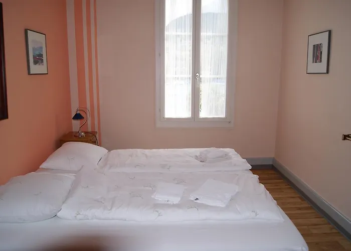 Schlosspintli Hotell