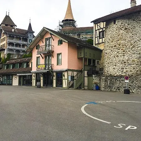 Schlosspintli Hotel