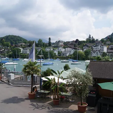 Schlosspintli فندق *